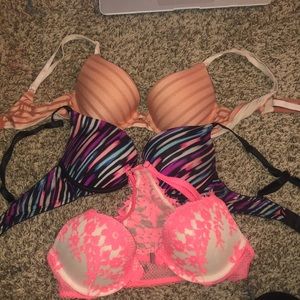 3 Victoria Secret bras